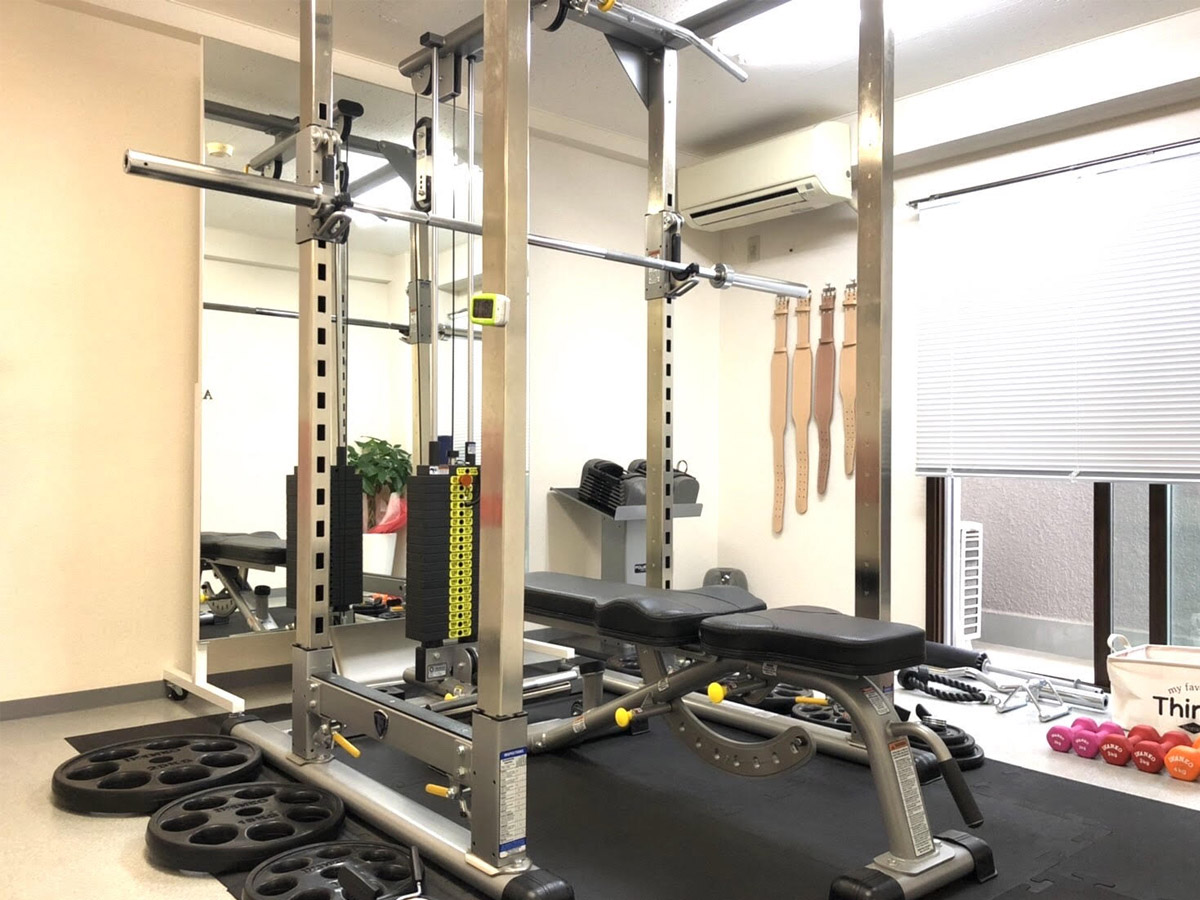 吉祥寺のパーソナルトレーニングは海外式ボディメイクのアップルジム