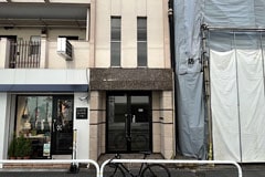 アップルジム飯田橋店のジム画像・店舗の外観と入り口