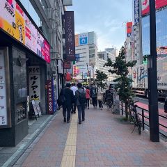 Apple GYM（アップルジム）新宿店までの道のり（大江戸線）2左に30m程歩いてください。